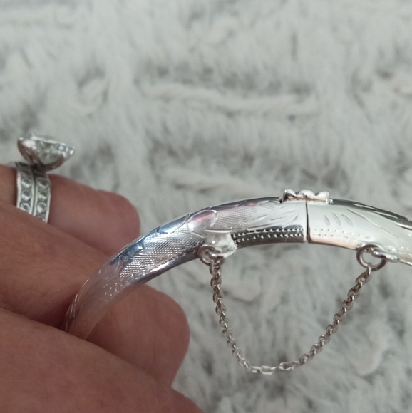 Sterling Silver Bangle Bracelet - Picture 8 of 12